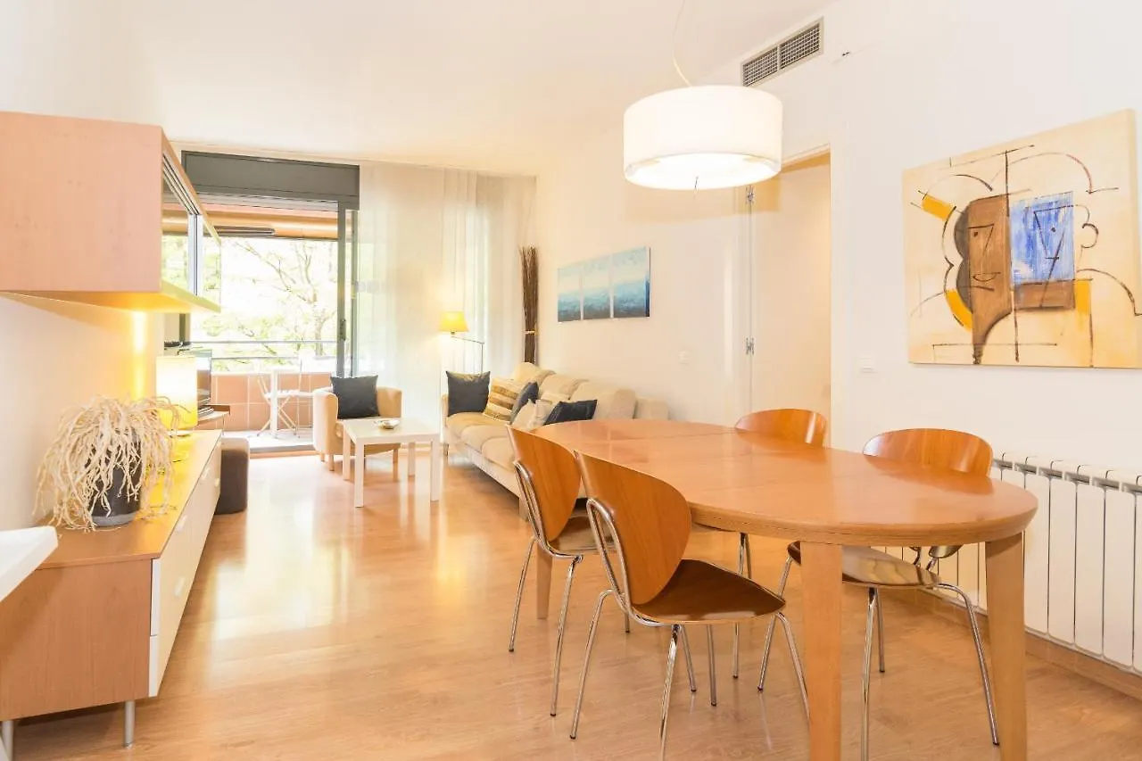 11Jog1036 - Huge & Bright Apartment Train Station Barcelona Spain
